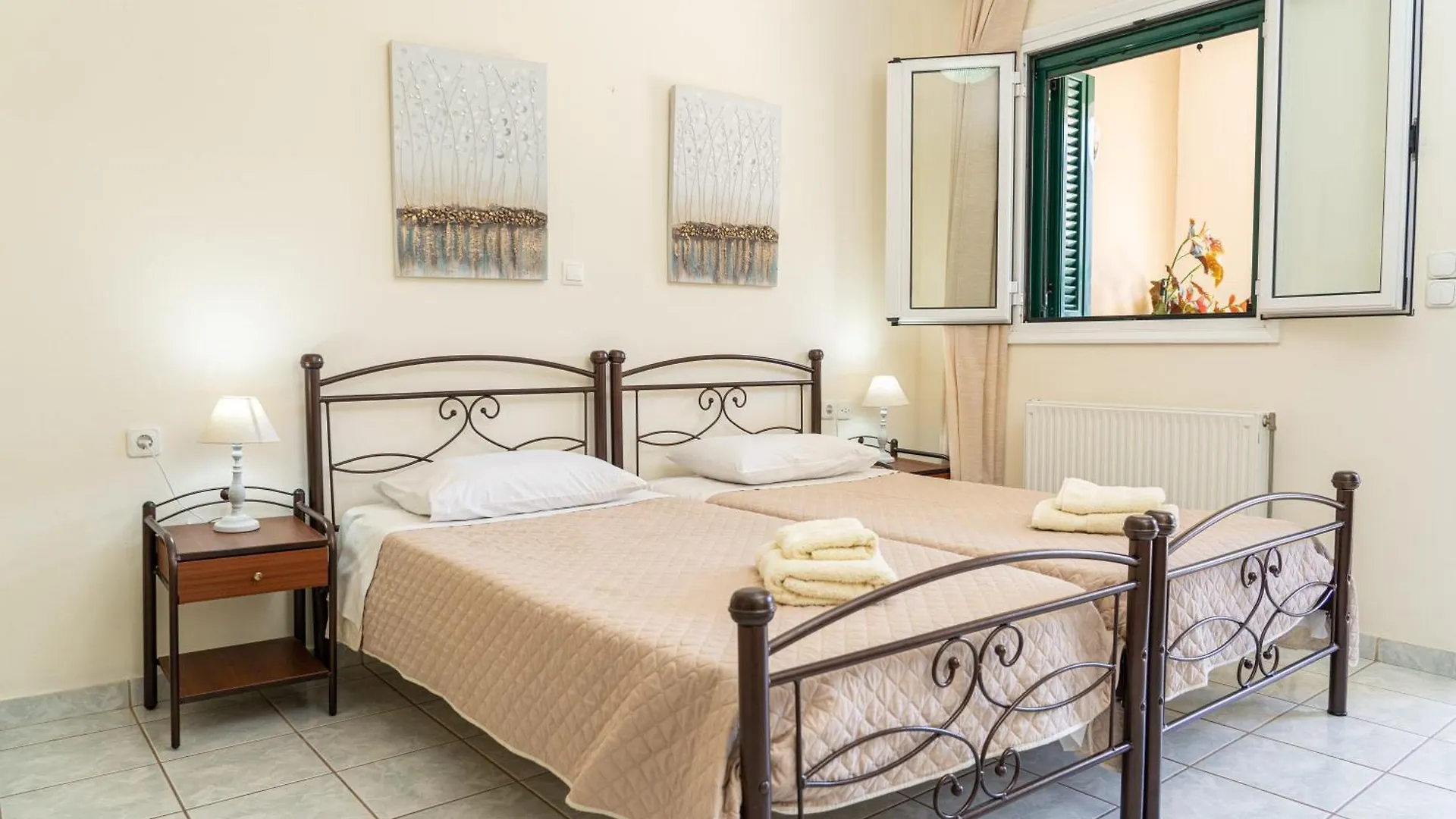 Apartment Penny'S Studios Agia Efimia