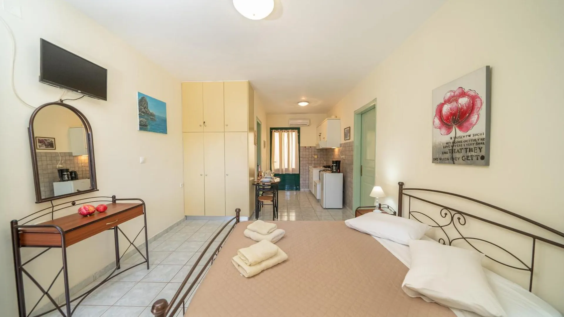 Penny'S Studios Agia Efimia 0*,  Greece